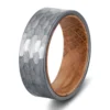 Bague martelée en métal de tungstène, et bois largeur 8MM